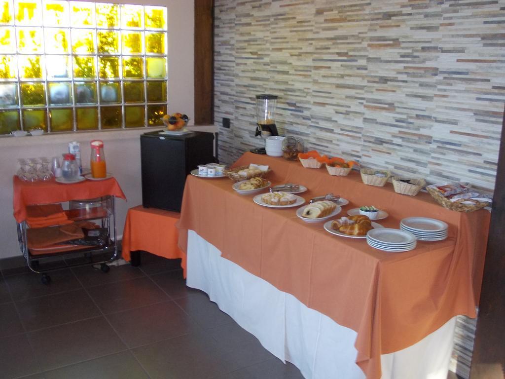 Agrihotel Papaya San Pietro Apostolo Exterior foto